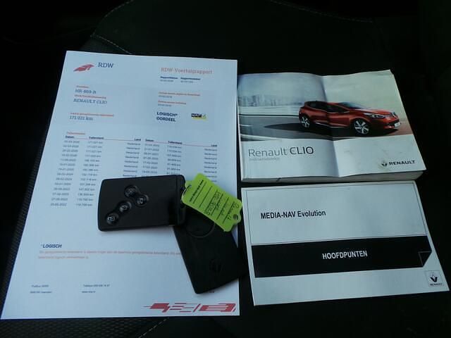 Occasion Renault Clio GrandTour Night&Day 90 PK (66 kW) 2016 Zwart Stationwagen