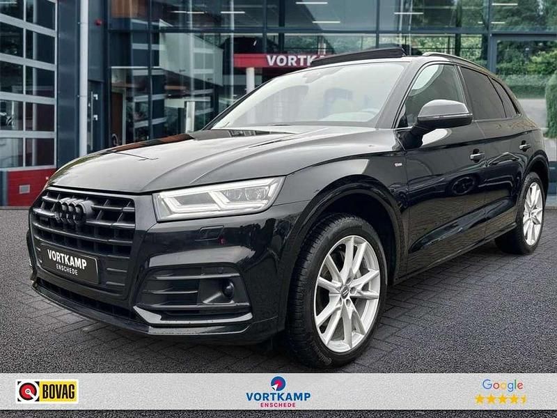 Zwart (metallic) Gebruikt 2020 Audi Q5 S-Line SUV | € 37.500 (Eerlijke prijs) - Afbeelding 1/4