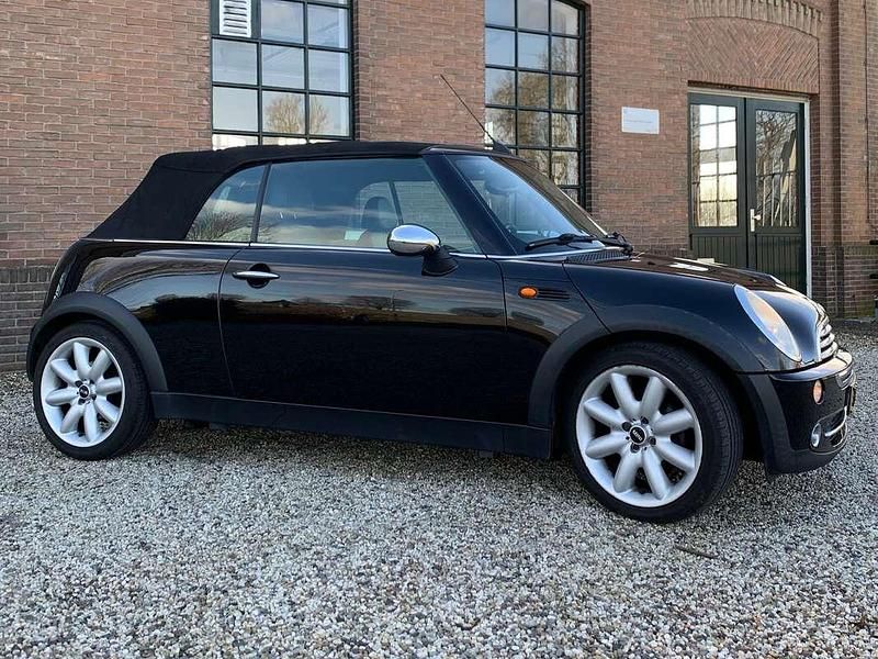 Occasion Mini Cooper Cabriolet Chili 116 PK (85 kW) 2004 Zwart Cabriolet