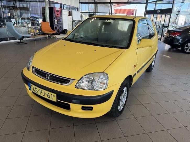 Geel Gebruikt 1999 Honda Logo Hatchback | € 940 (Super prijs) - Afbeelding 1/4