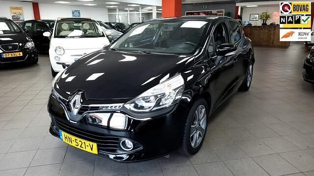 Zwart Gebruikt 2015 Renault Clio IV Night&Day Hatchback | € 7.450 (Eerlijke prijs) - Afbeelding 1/4