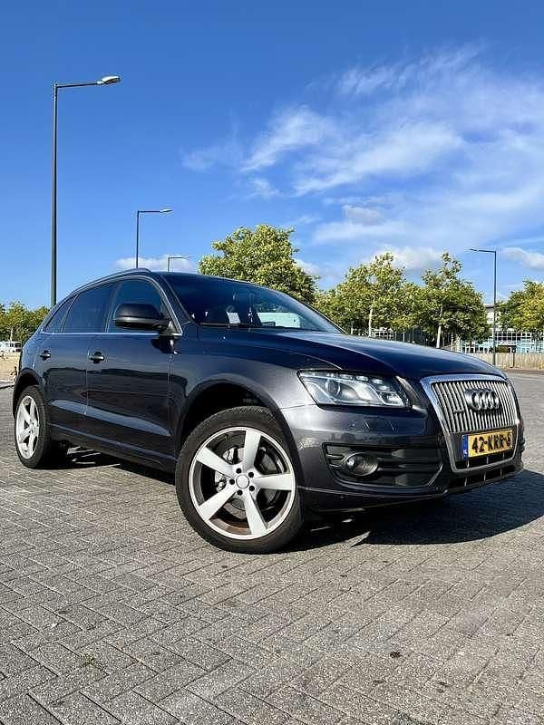 Grijs Gebruikt 2010 Audi Q5 Proline SUV | € 8.500 (Eerlijke prijs) - Afbeelding 1/4