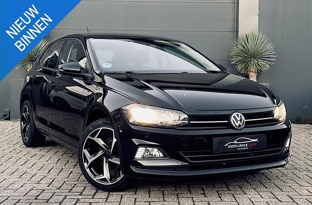 Zwart Gebruikt 2020 VW Polo Comfortline Hatchback | € 13.950 (Eerlijke prijs) - Afbeelding 1/4