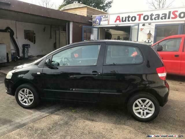 Occasion VW Fox 75 PK (55 kW) 2005 Zwart Hatchback