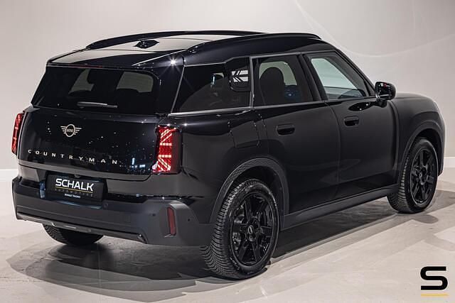 Occasion Mini Countryman Favoured 170 PK (125 kW) 2024 Zwart SUV