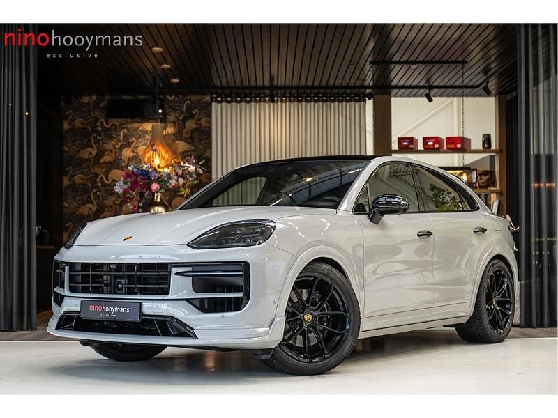 Grijs Occasion 2023 Porsche Cayenne SUV | € 109.950 - Afbeelding 1/4