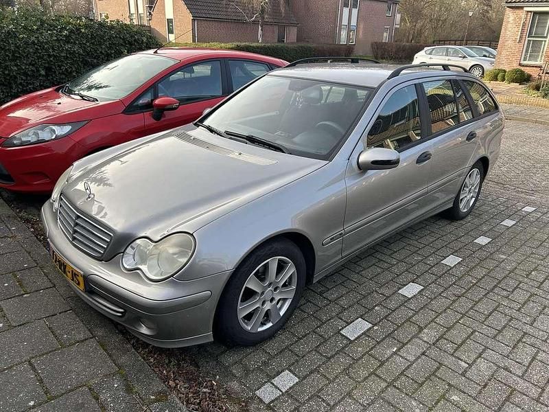 Occasion Mercedes C180 Classic 143 PK (105 kW) 2005 Grijs Stationwagen