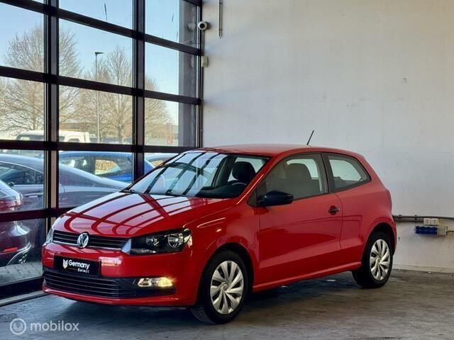 Rood Gebruikt 2017 VW Polo Hatchback | € 7.288 (Super prijs) - Afbeelding 1/4