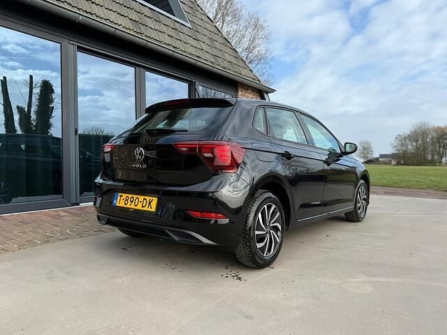 Occasion VW Polo Life 95 PK (69 kW) 2023 Zwart (metallic) Hatchback
