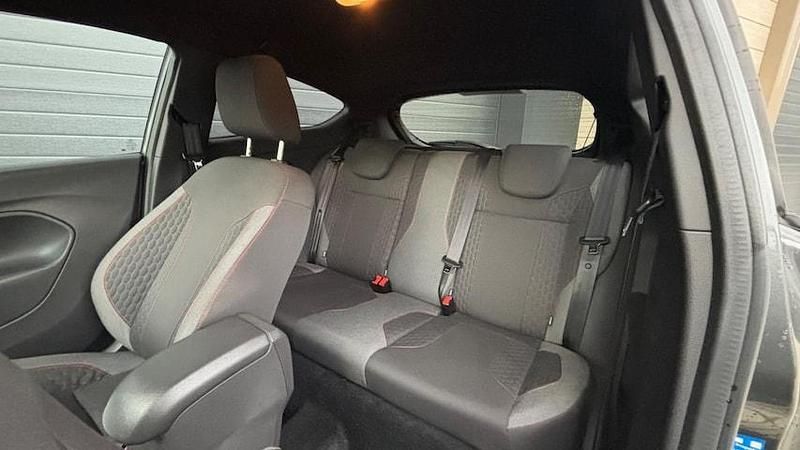 Occasion Ford Fiesta ST-Line 101 PK (74 kW) 2017 Grijs Hatchback