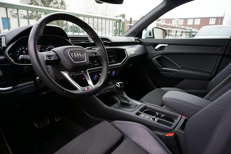 Occasion Audi Q3 Sportback Black Edition 245 PK (180 kW) 2022 Wit (metallic) SUV