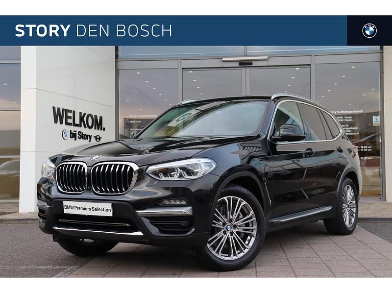 Zwart (metallic) Occasion 2021 BMW X3 Executive SUV | € 40.950 (Iets duurder) - Afbeelding 1/4