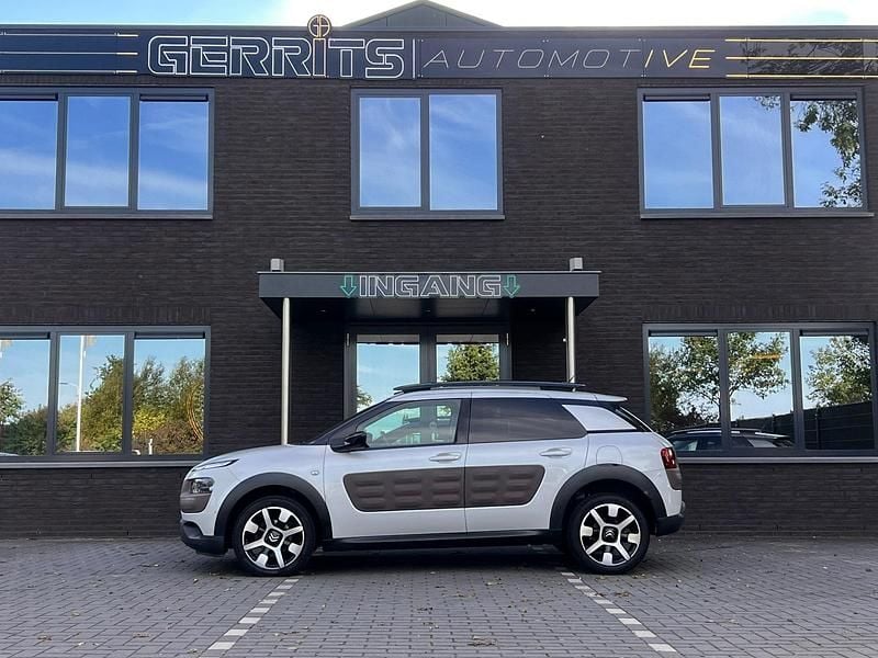 Occasion Citroën C4 PureTech 110 PK (80 kW) 2015 Wit (metallic) SUV