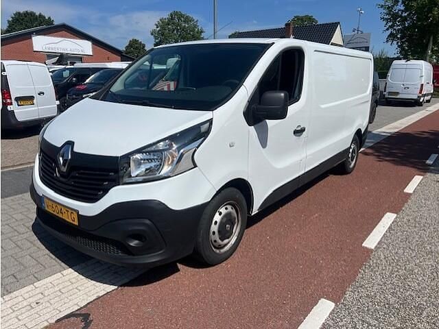 Wit Gebruikt 2018 Renault Trafic MPV | € 6.950 (Goede deal) - Afbeelding 1/4