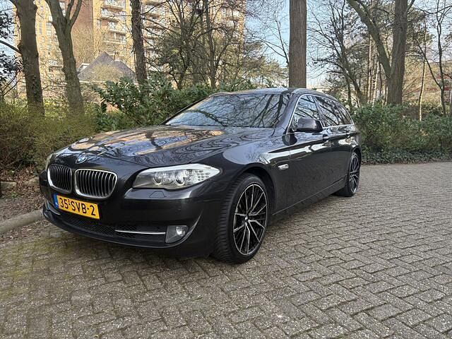 Occasion BMW 525 Executive 204 PK (150 kW) 2011 Grijs Stationwagen
