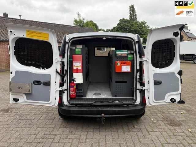 Wit Gebruikt 2018 Renault Kangoo Komfort MPV | € 6.750 (Eerlijke prijs) - Afbeelding 1/4