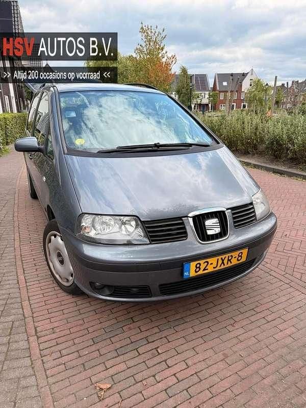 Grijs Gebruikt 2009 Seat Alhambra Style MPV | € 2.650 (Eerlijke prijs) - Afbeelding 1/3