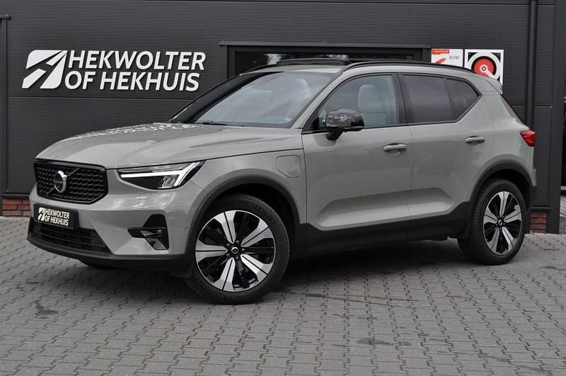Groen Gebruikt 2022 Volvo XC40 SUV | € 38.650 (Goede deal) - Afbeelding 1/4