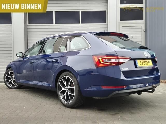 Occasion Skoda Superb 150 PK (110 kW) 2016 Blauw Stationwagen