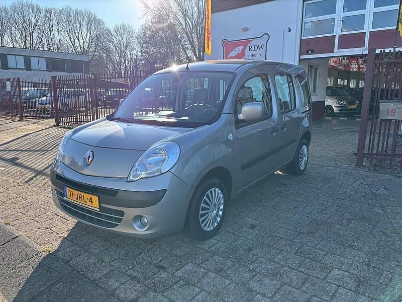 Grijs Gebruikt 2009 Renault Kangoo MPV | € 5.250 (Eerlijke prijs) - Afbeelding 1/4
