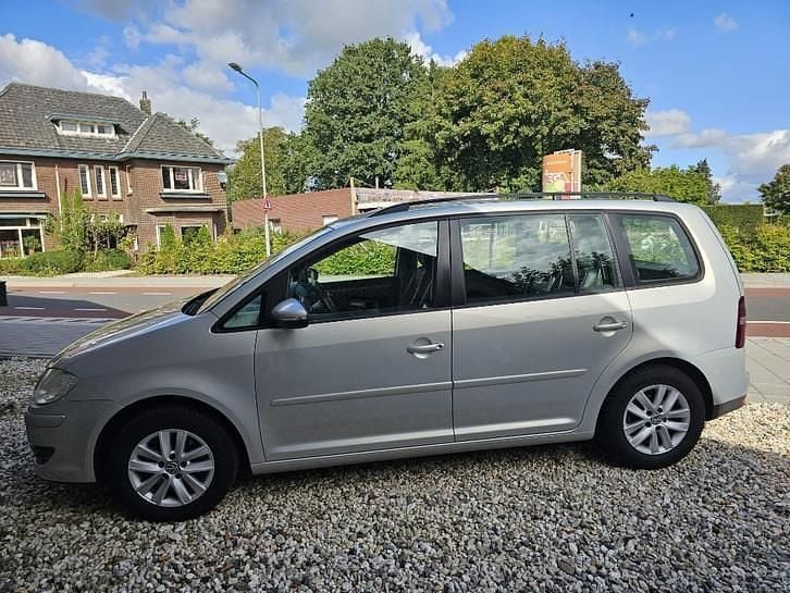 Gebruikt 2010 VW Touran MPV | € 4.750 (Super prijs) - Afbeelding 1/1