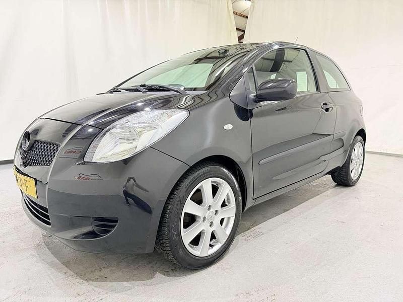 Zwart Gebruikt 2006 Toyota Yaris Sol Hatchback | € 1.850 (Goede deal) - Afbeelding 1/4