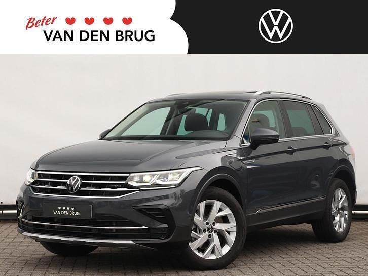 Grijs Gebruikt 2023 VW Tiguan Elegance SUV | € 34.800 (Super prijs) - Afbeelding 1/4