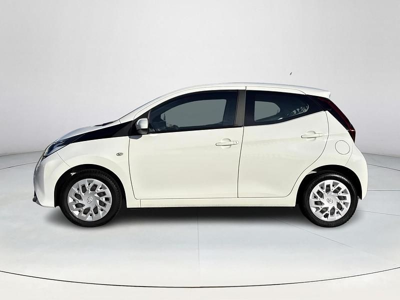 Occasion Toyota Aygo X-play 72 PK (52 kW) 2019 Wit Hatchback