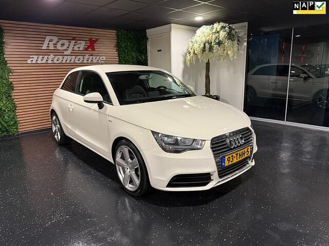 Wit Gebruikt 2012 Audi A1 Hatchback | € 6.299 (Goede deal) - Afbeelding 1/4