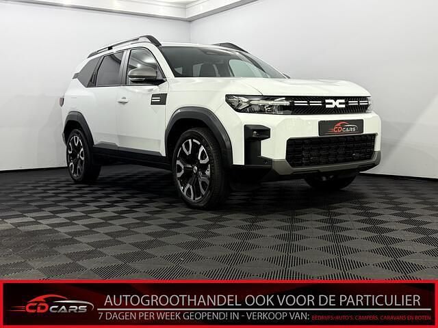 Wit (metallic) Occasion 2025 Dacia Bigster Expression SUV | € 30.950 (Eerlijke prijs) - Afbeelding 1/4