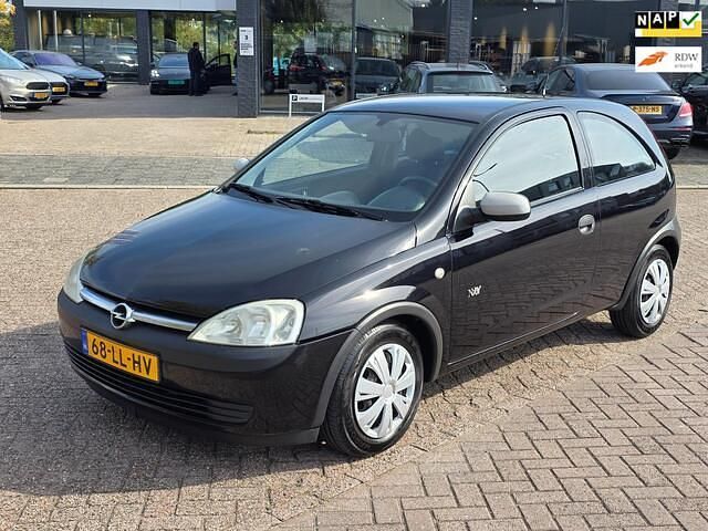 Zwart Gebruikt 2003 Opel Corsa Njoy Hatchback | € 1.250 (Eerlijke prijs) - Afbeelding 1/4