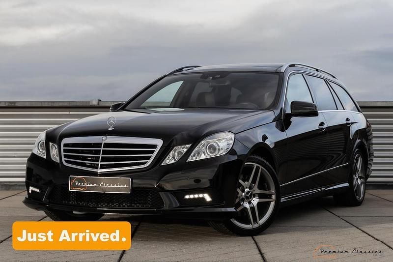 Zwart Gebruikt 2010 Mercedes E350 Avantgarde Stationwagen | € 34.950 - Afbeelding 1/4