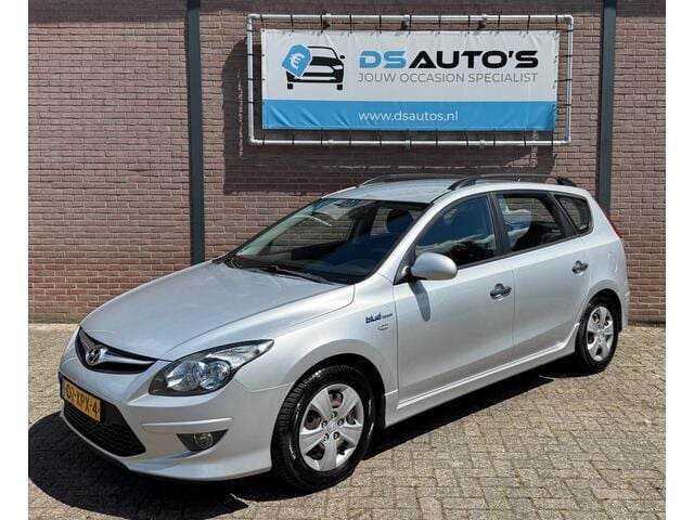 Grijs Gebruikt 2012 Hyundai i30 Stationwagen | € 4.899 (Eerlijke prijs) - Afbeelding 1/4