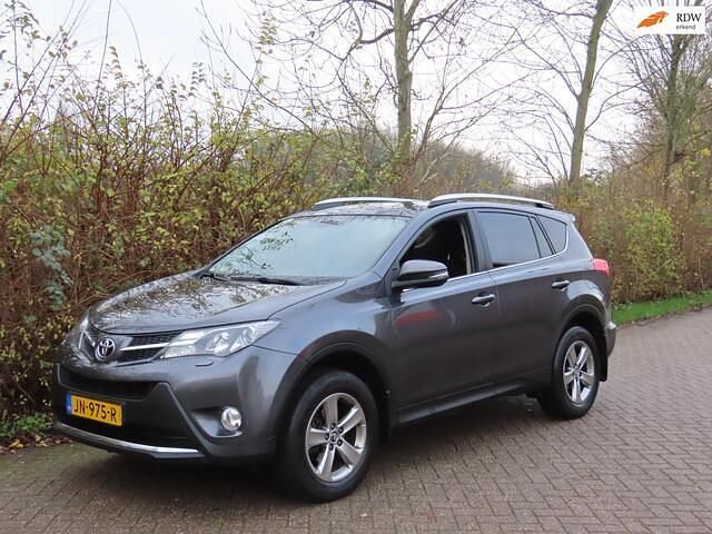 Grijs Gebruikt 2015 Toyota RAV4 Style SUV | € 18.495 (Eerlijke prijs) - Afbeelding 1/4