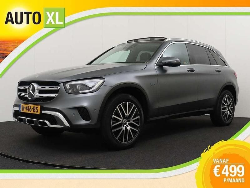Grijs Gebruikt 2021 Mercedes GLC300e Business SUV | € 36.940 (Super prijs) - Afbeelding 1/4