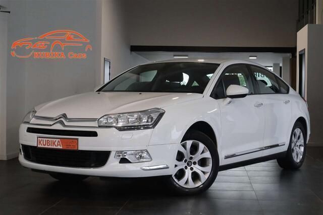 Wit Gebruikt 2013 Citroën C5 Attraction Sedan | € 9.999 (Duur) - Afbeelding 1/4