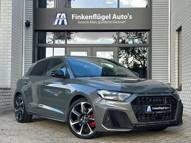 Grijs Gebruikt 2019 Audi A1 Sportback S-Line Hatchback | € 26.700 (Eerlijke prijs) - Afbeelding 1/4