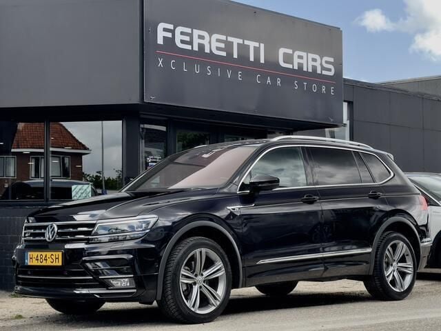 Zwart Gebruikt 2020 VW Tiguan Allspace SUV | € 14.950 - Afbeelding 1/4