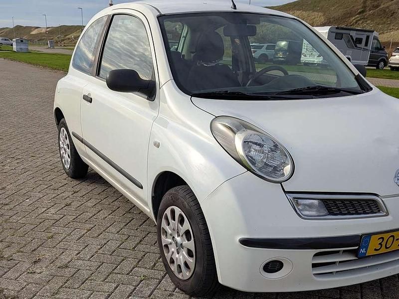 Wit Gebruikt 2008 Nissan Micra Hatchback | € 1.175 (Goede deal) - Afbeelding 1/4