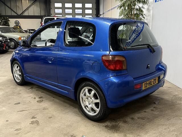Occasion Toyota Yaris Sport 108 PK (79 kW) 2001 Blauw Hatchback