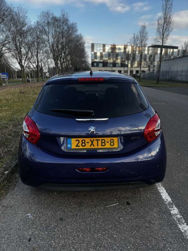 Gebruikt 2012 Peugeot 208 Hatchback | € 5.500 (Eerlijke prijs) - Afbeelding 1/4