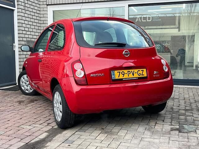 Occasion Nissan Micra Basis 65 PK (47 kW) 2004 Rood Hatchback