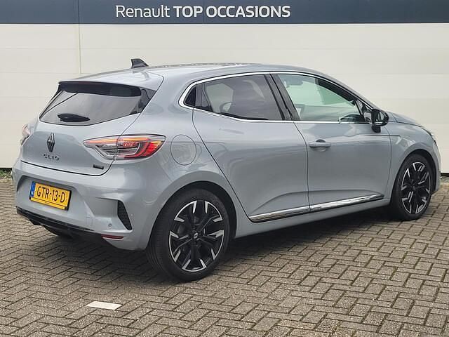 Occasion Renault Clio V Techno 143 PK (105 kW) 2024 Grijs Hatchback