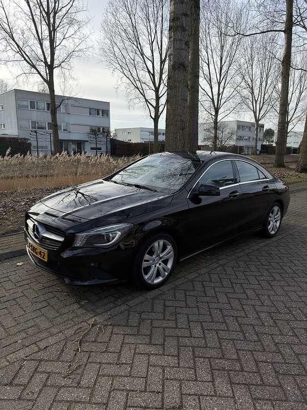 Occasion 2013 Mercedes CLA180 Edition 1 Sedan | € 10.995 (Eerlijke prijs) - Afbeelding 1/4