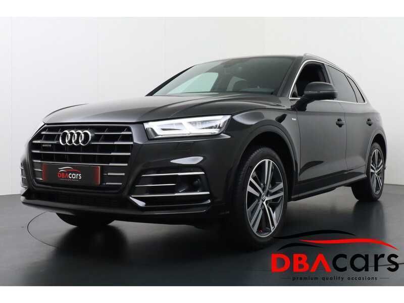 Zwart Gebruikt 2020 Audi Q5 Competition SUV | € 35.450 (Super prijs) - Afbeelding 1/4