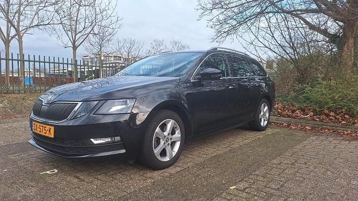 Occasion 2017 Skoda Octavia | € 10.950 (Eerlijke prijs) - Afbeelding 1/4