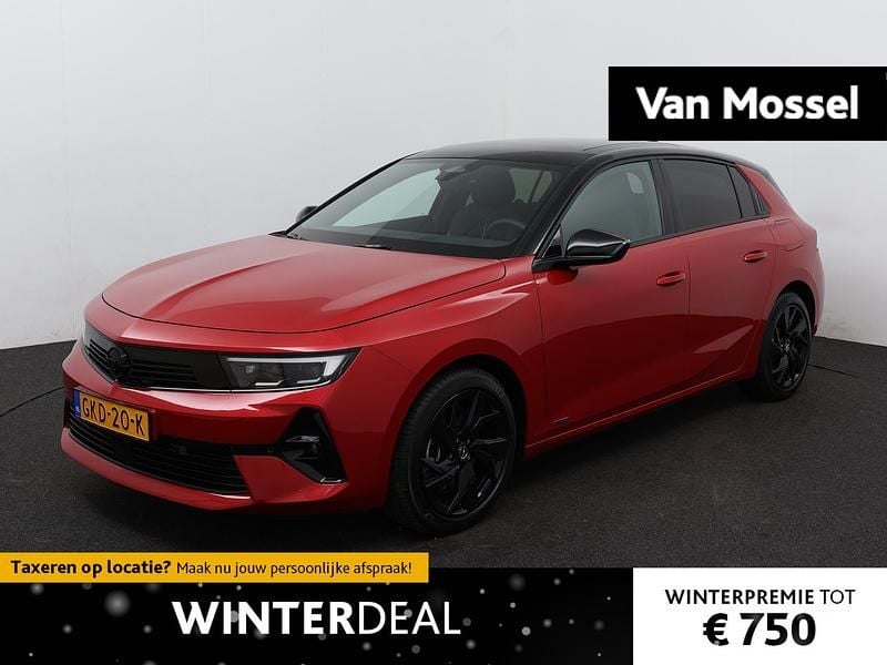 Rood Gebruikt 2024 Opel Astra Hatchback | € 27.940 (Super prijs) - Afbeelding 1/4