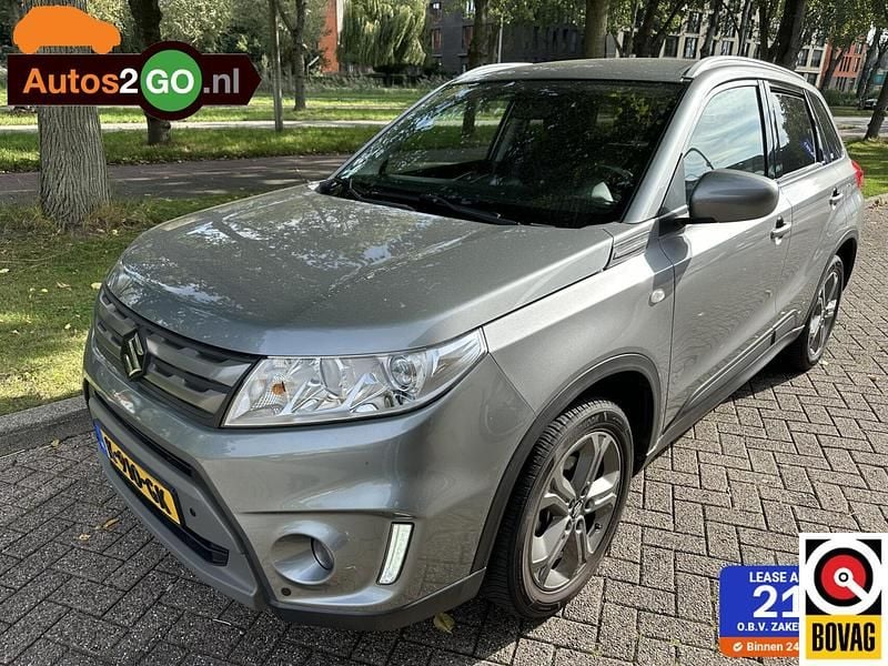 Grijs Gebruikt 2016 Suzuki Vitara Exclusive SUV | € 13.495 (Eerlijke prijs) - Afbeelding 1/4