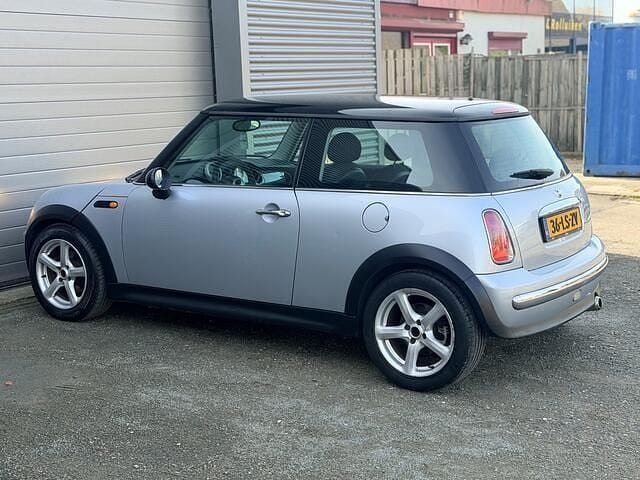Occasion Mini Cooper Pepper 116 PK (85 kW) 2003 Grijs Hatchback