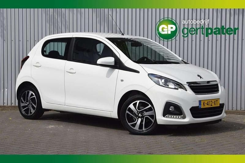 Wit Gebruikt 2021 Peugeot 108 Allure Hatchback | € 10.750 (Eerlijke prijs) - Afbeelding 1/4